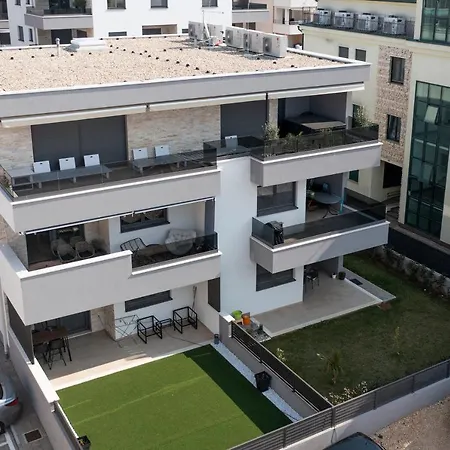 Apartment 4u *