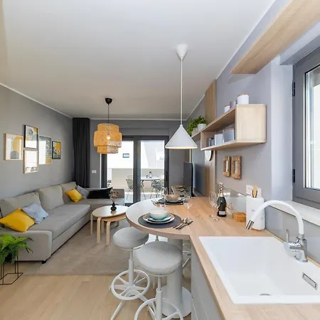 4u Apartment *